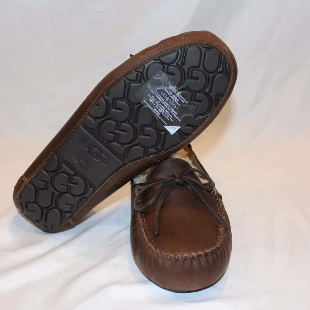 UGG OLSEN MEN'S‎ LEATHER SHEARLING LINED TIE SLIPPERS BROWN NIB